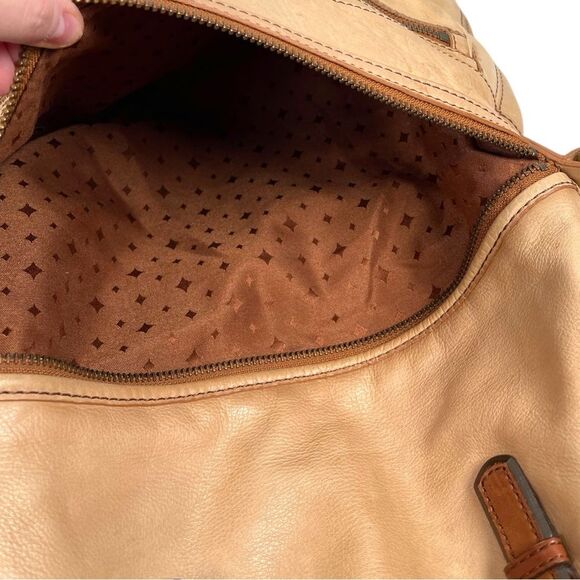 Fossil Explorer Tan Genuine Leather Foldover Vintage Convertible crossbody bag - Picture 8 of 13